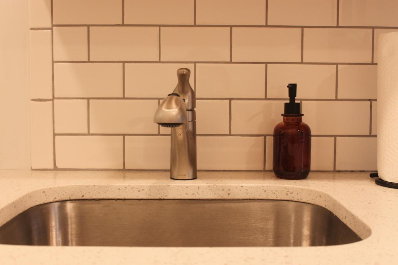 Accentuated Apartment In Manayunk フィラデルフィア エクステリア 写真